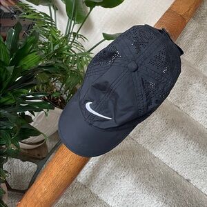 Nike Perforated Black Golf Hat